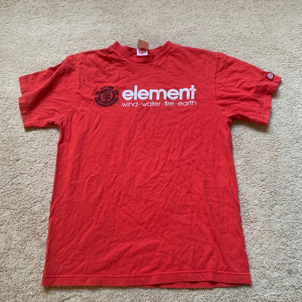 Element tee. Size medium